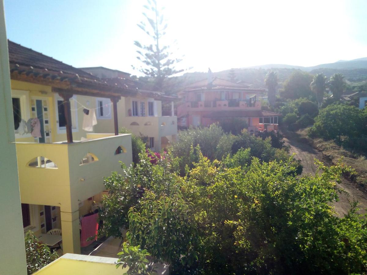 Summertime Apartments Chrani Exterior photo